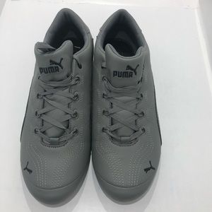 Puma sneakers